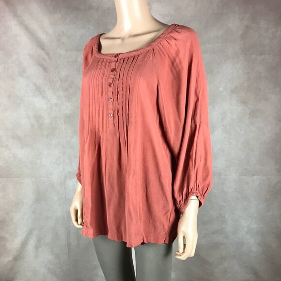 FOREVER 21 Pleated Partial Button Down Woven Top, MEDIUM - Picture 3 of 8